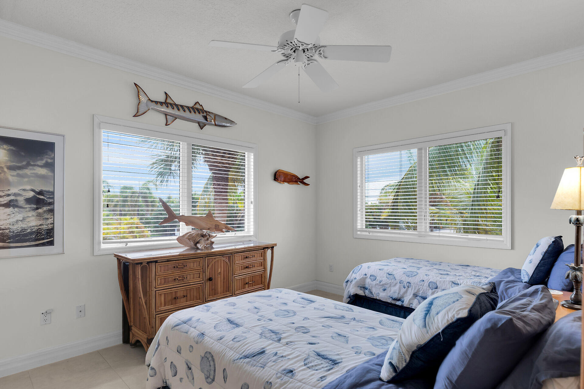 860 Lagoon Drive Property Photo 15