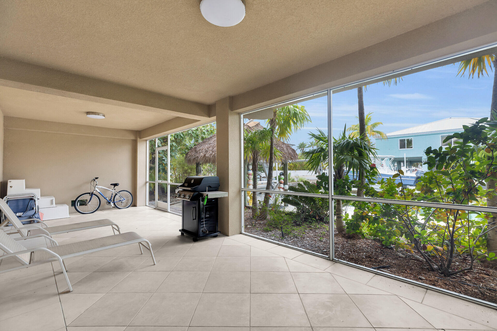 860 Lagoon Drive Property Photo 24