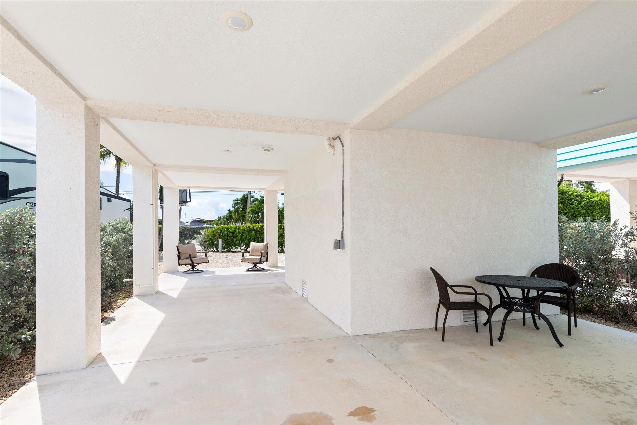 701 Spanish Main Drive 30 Property Photo 7