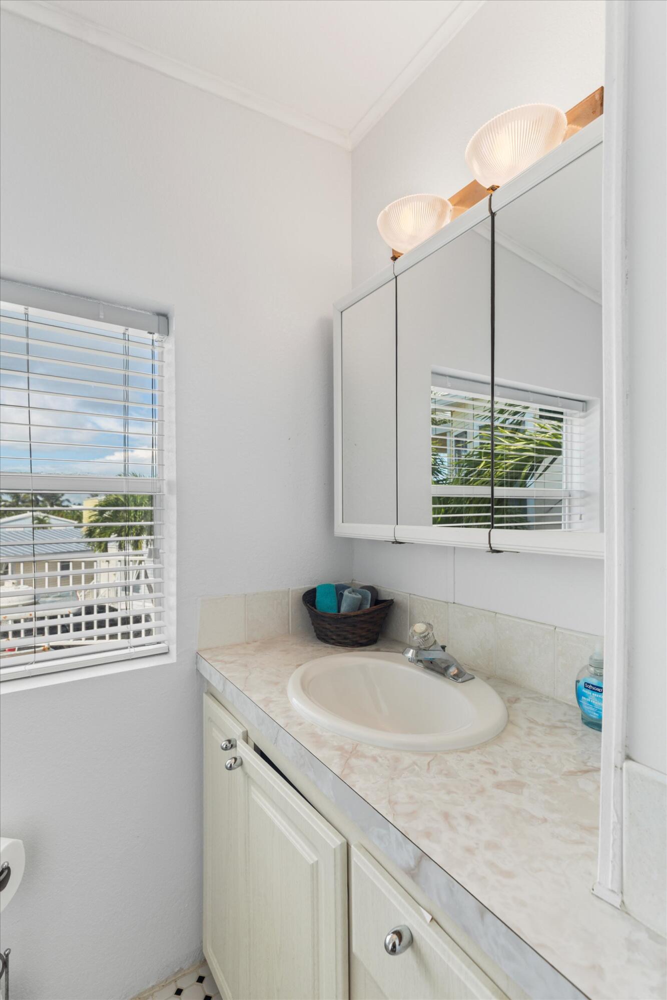 701 Spanish Main Drive 154 Property Photo 32