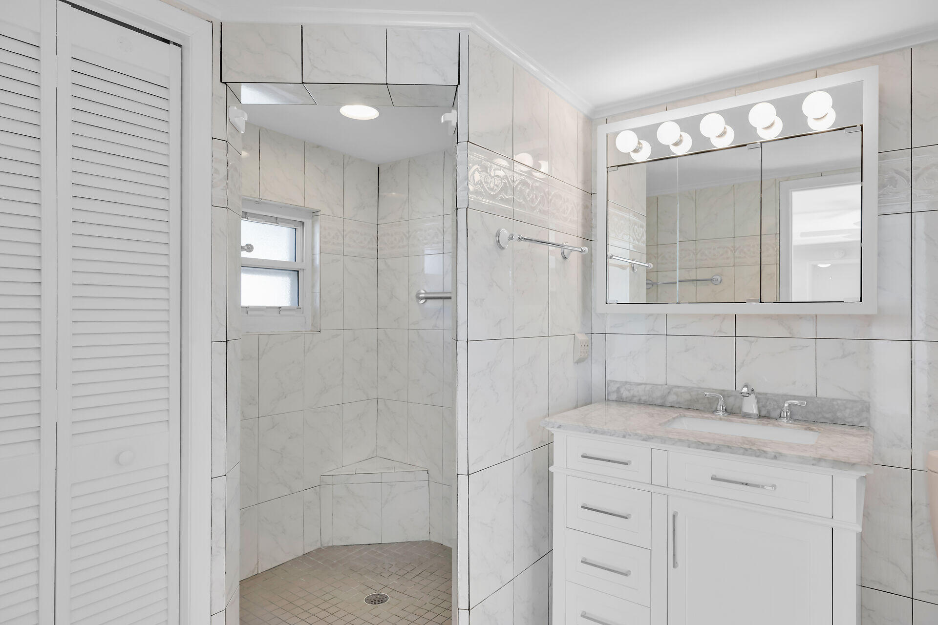 2926 Flagler Avenue Property Photo 26