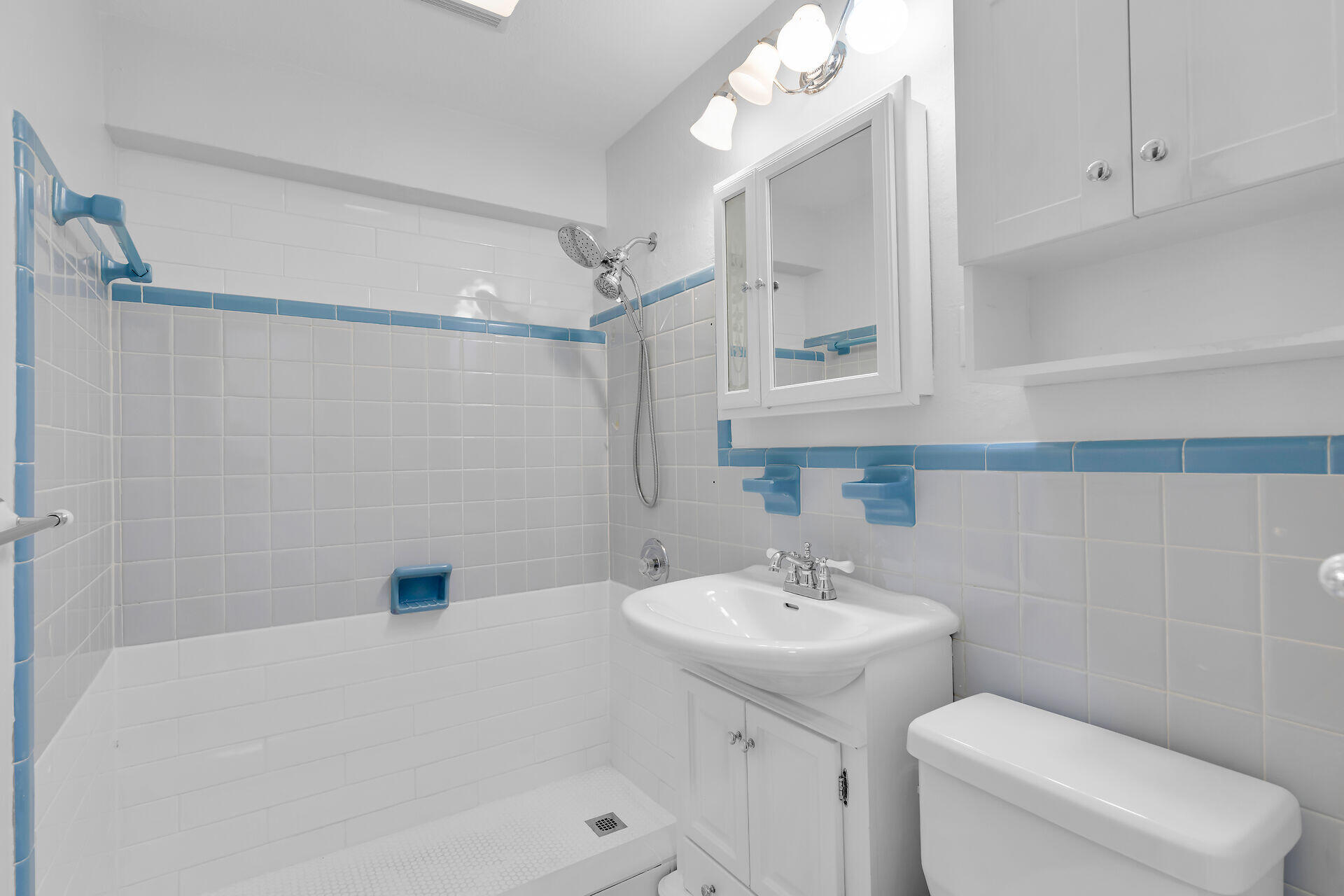 2926 Flagler Avenue Property Photo 34