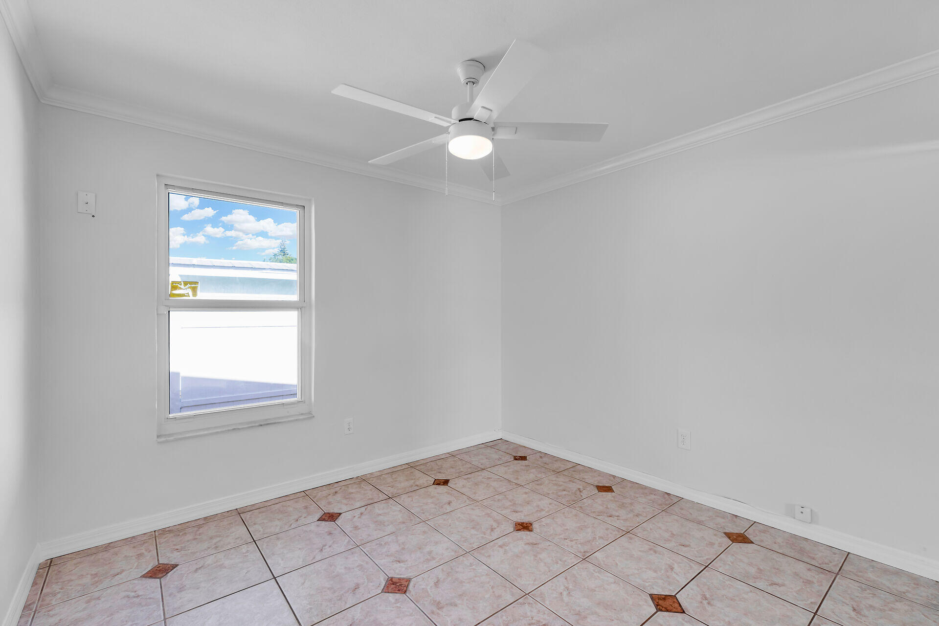 2926 Flagler Avenue Property Photo 35