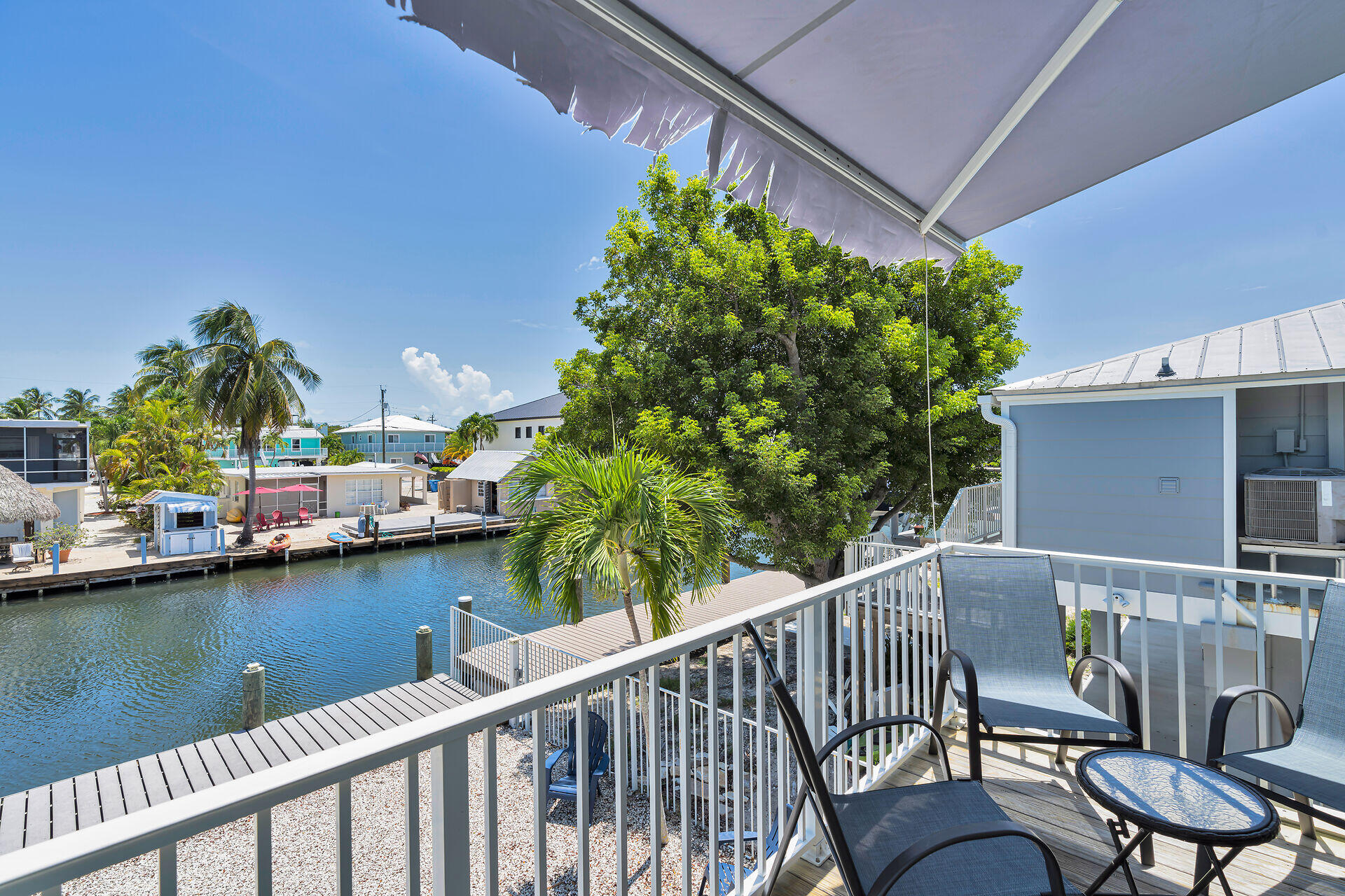 121 Venetian Drive Property Photo 9