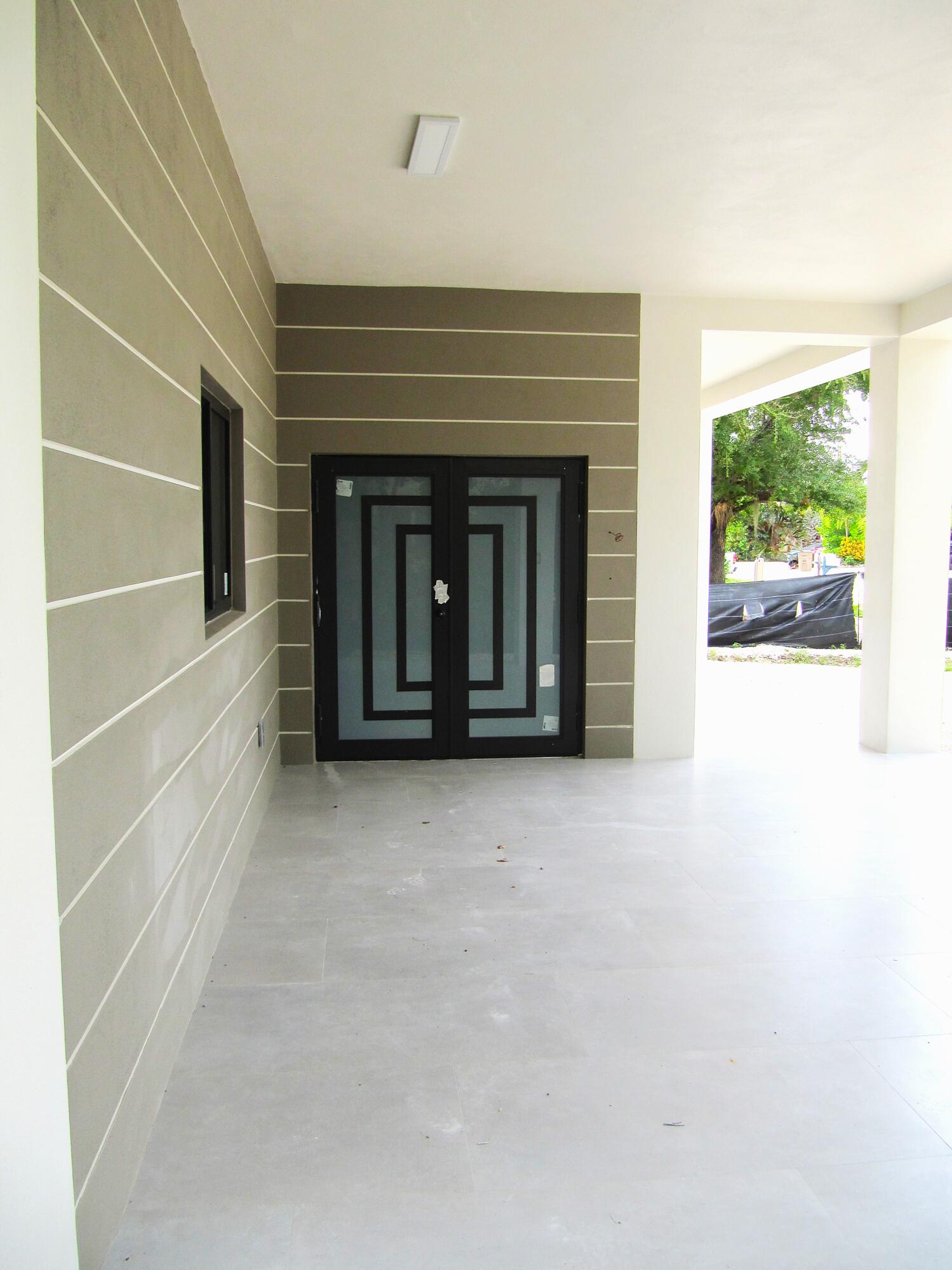 25 Abaco Road Property Photo 2