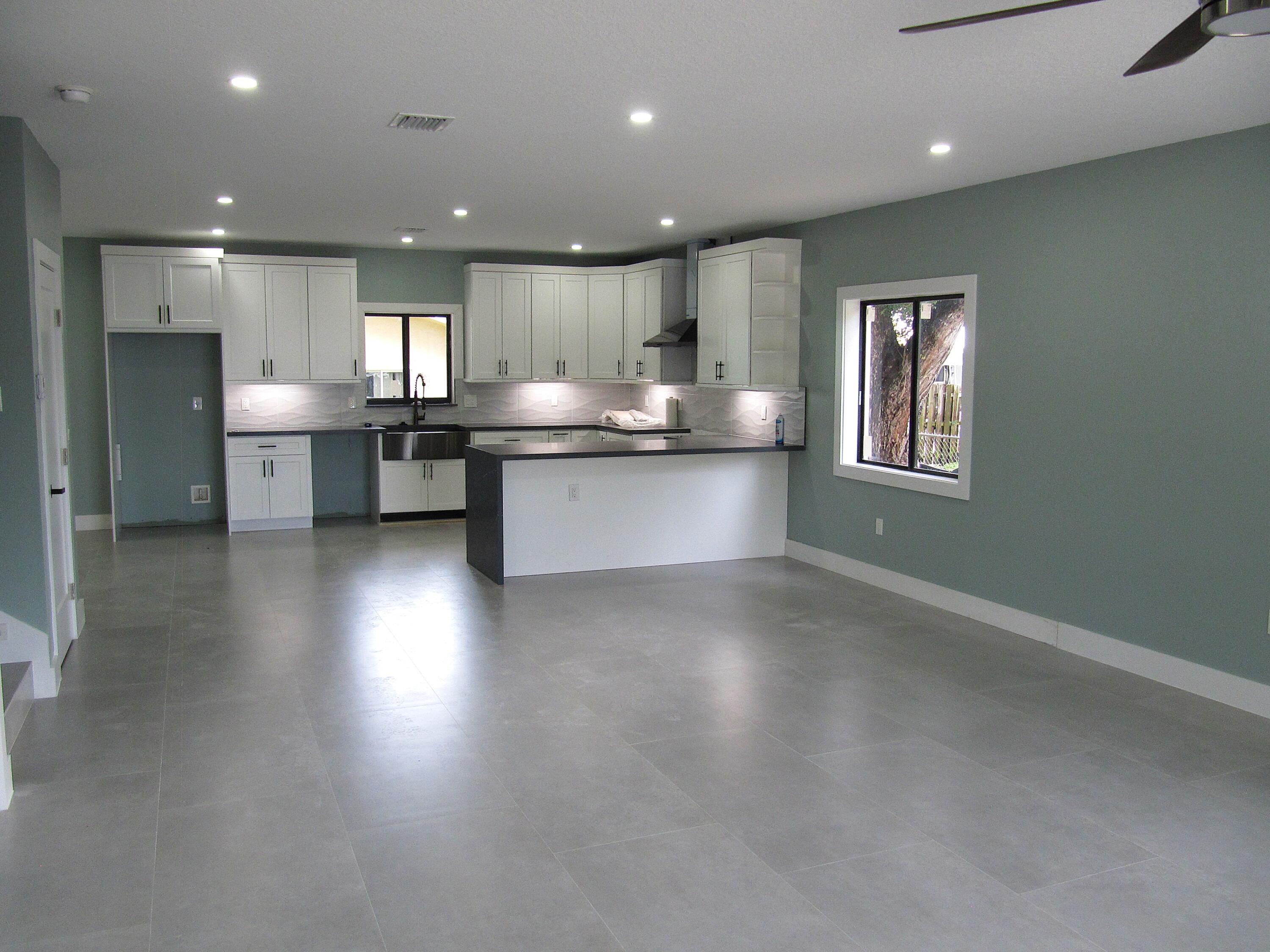 25 Abaco Road Property Photo 14