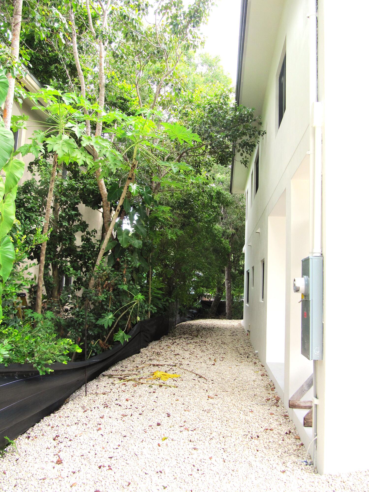 25 Abaco Road Property Photo 16
