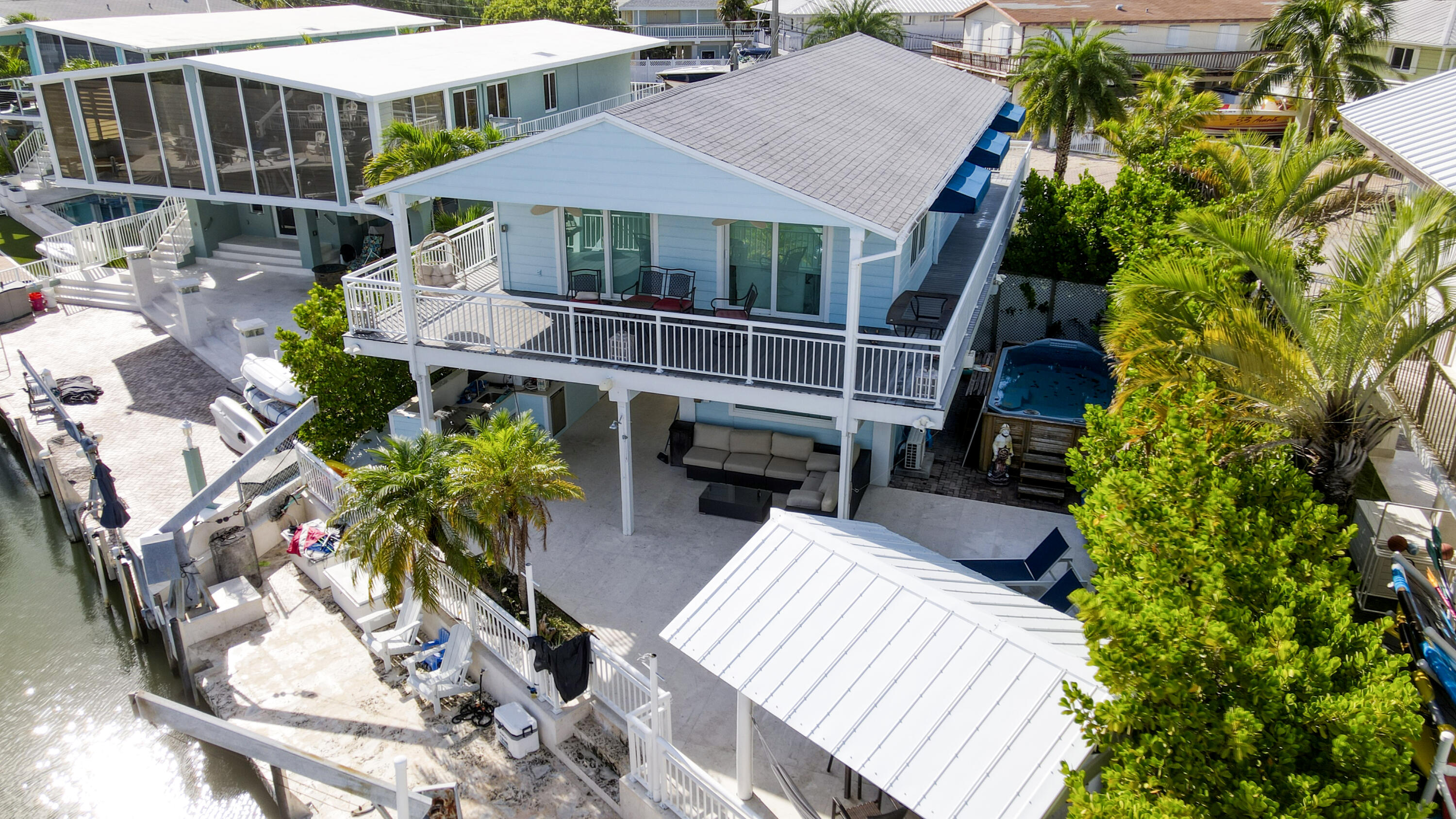 214 Aberdeen Court Property Photo 2