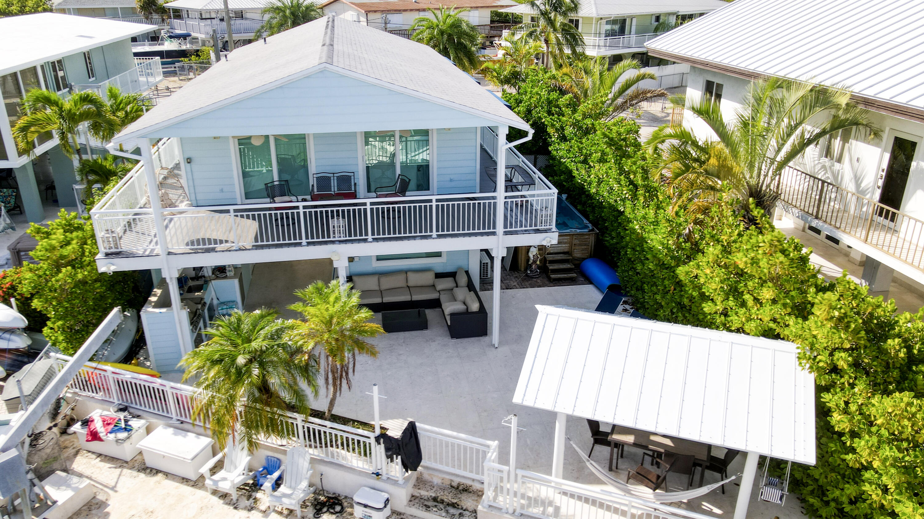 214 Aberdeen Court Property Photo 4