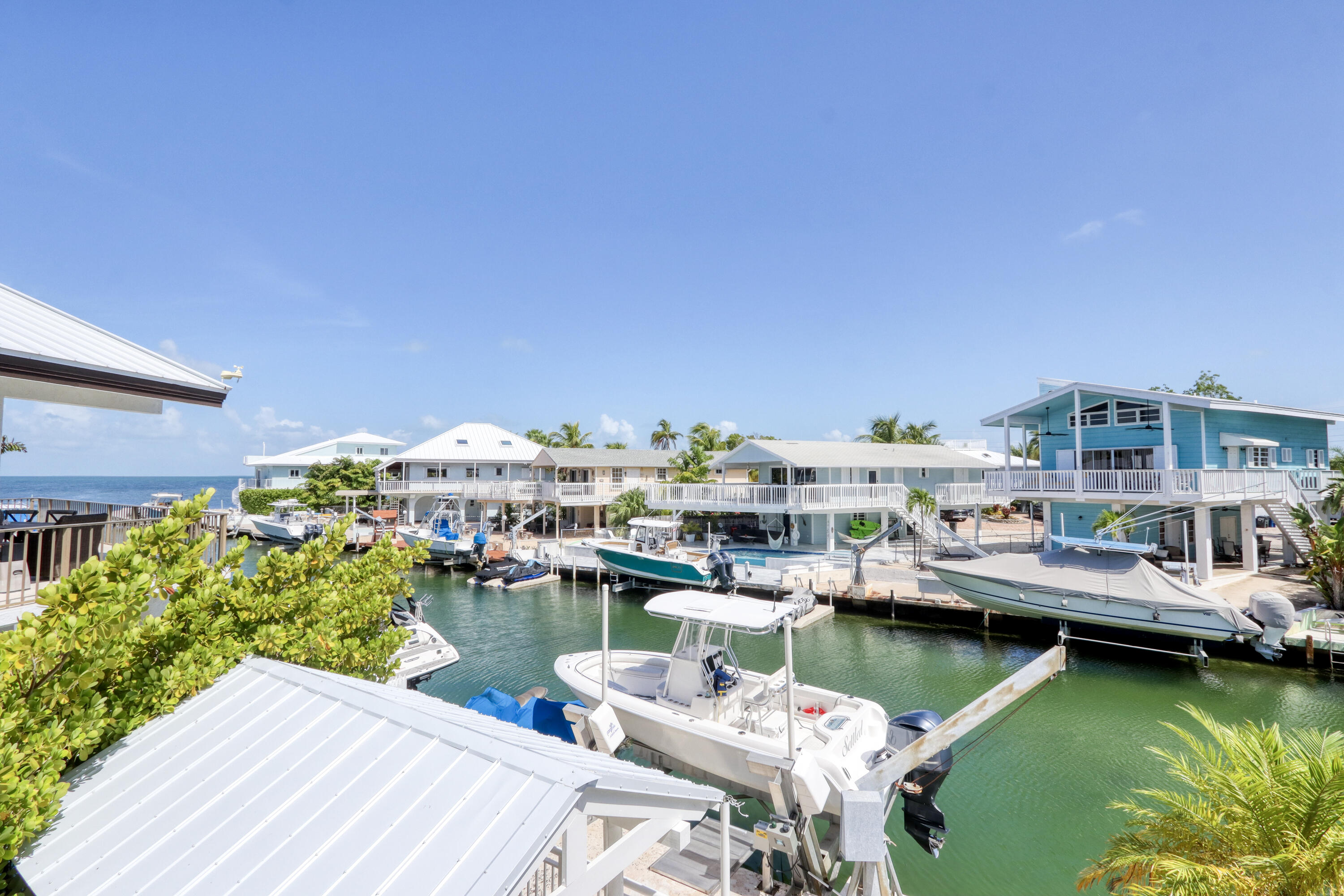 214 Aberdeen Court Property Photo 20