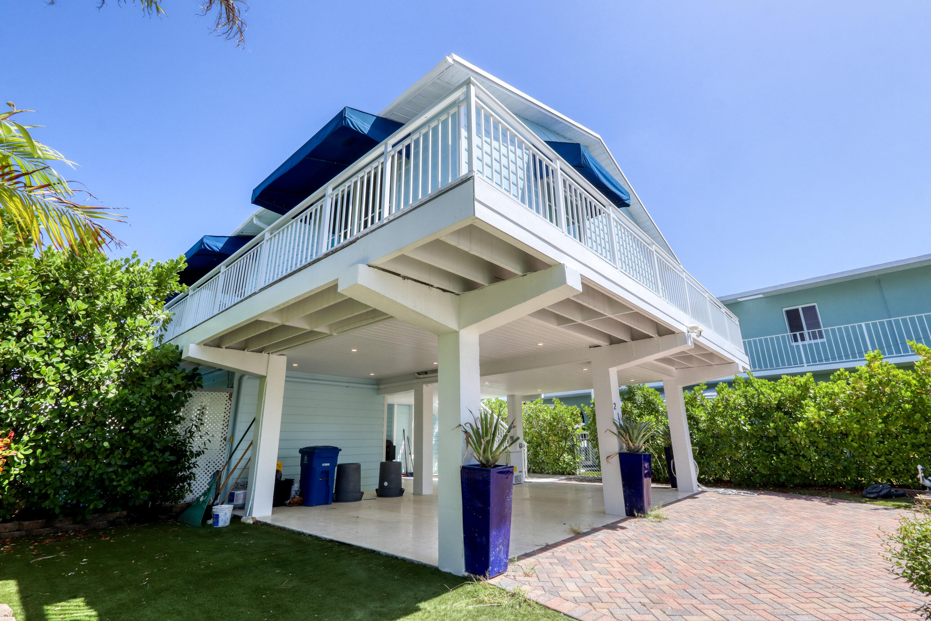 214 Aberdeen Court Property Photo 26