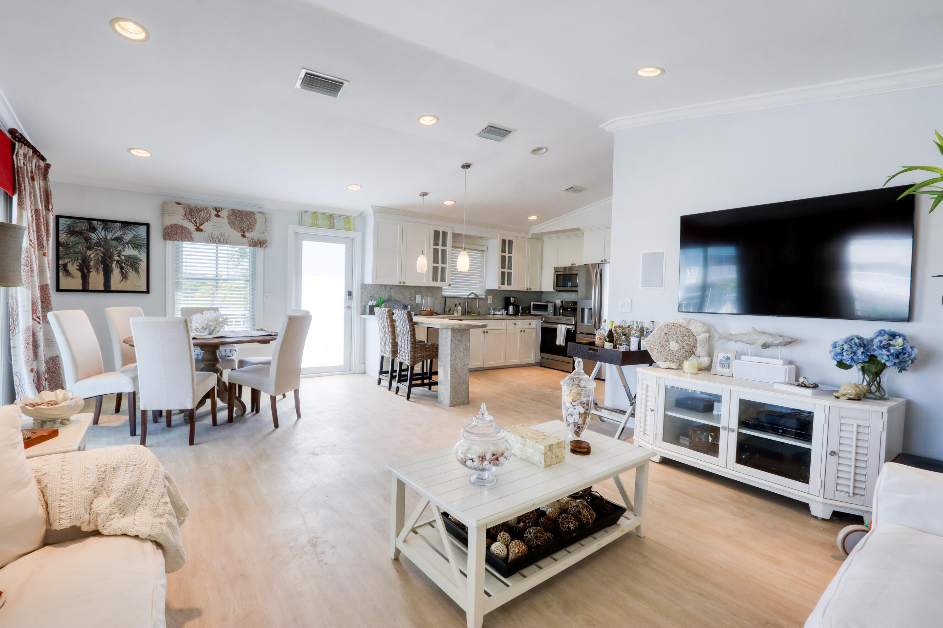 214 Aberdeen Court Property Photo 48