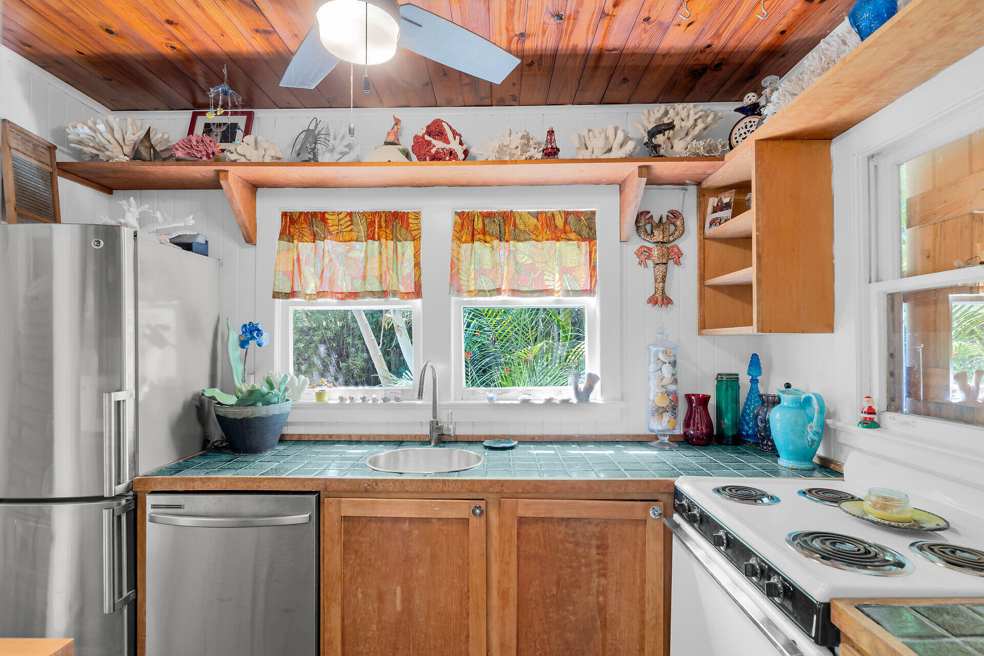 140 Tavern Drive Property Photo 11