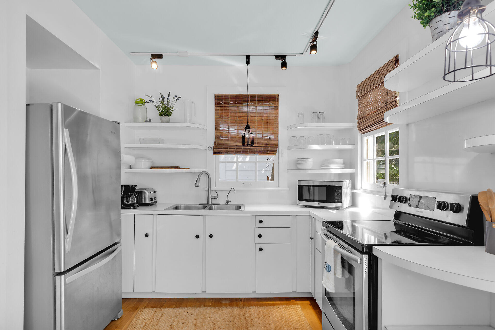 1022 Fleming Street Property Photo 18