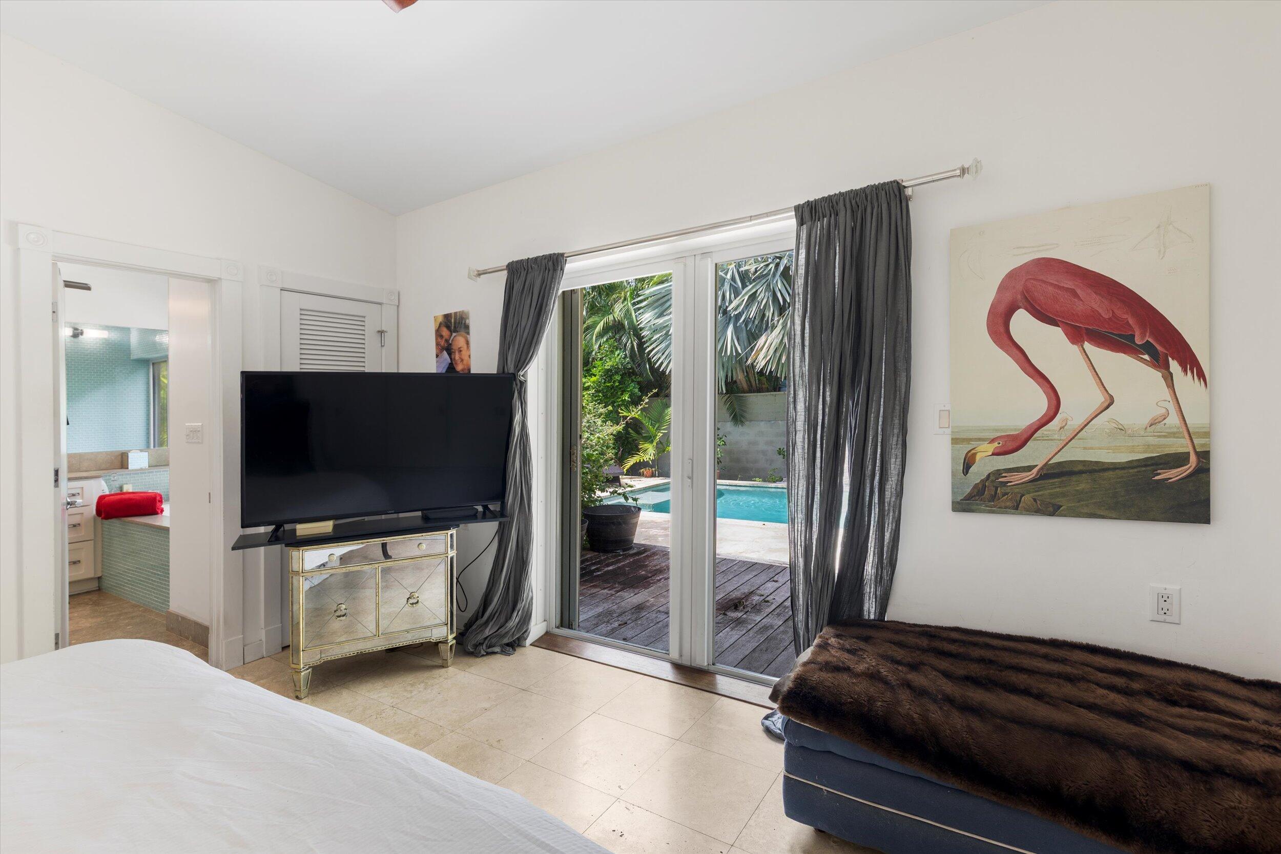 1719 Laird Street Property Photo 25