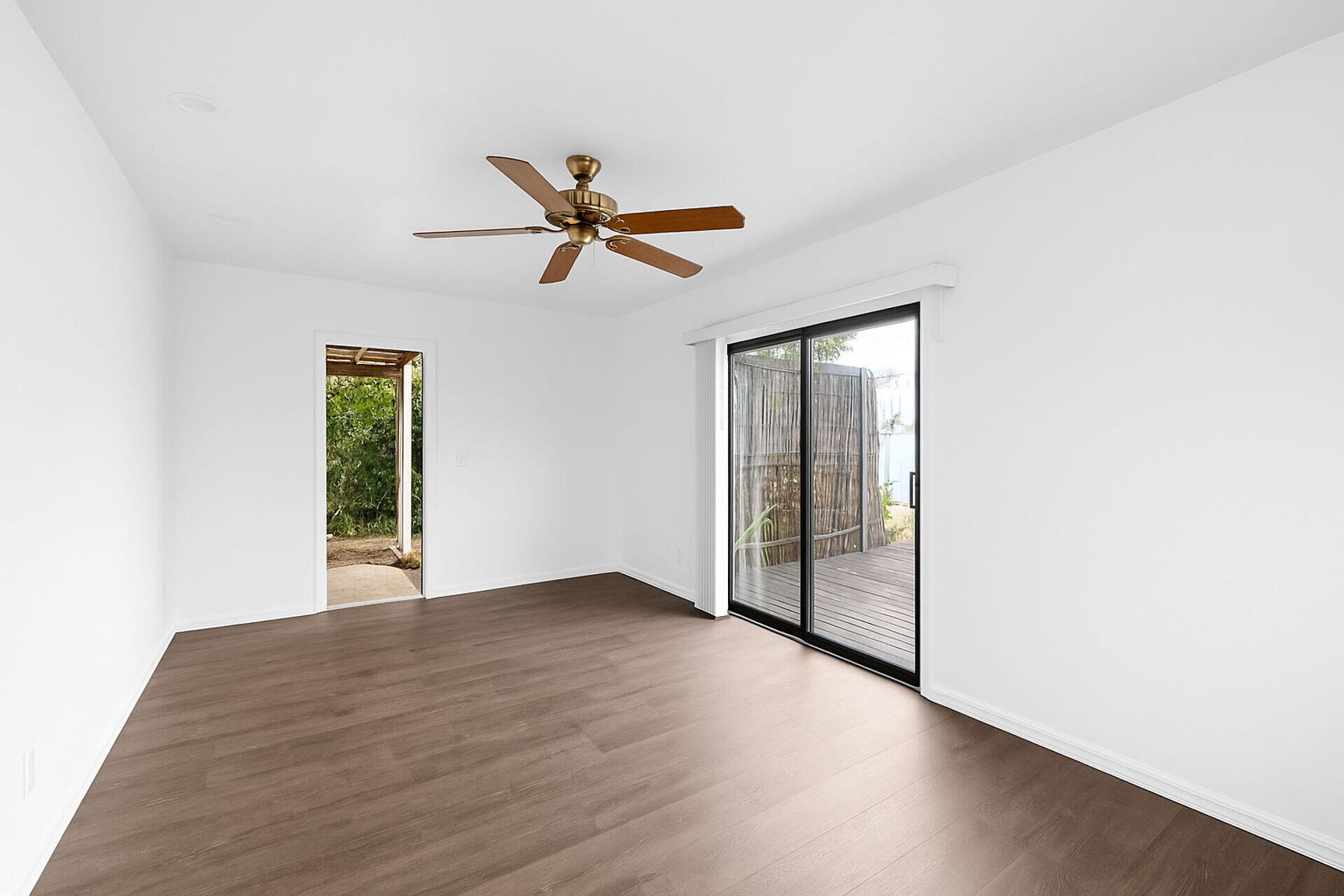 4 Shore Drive Property Photo 8
