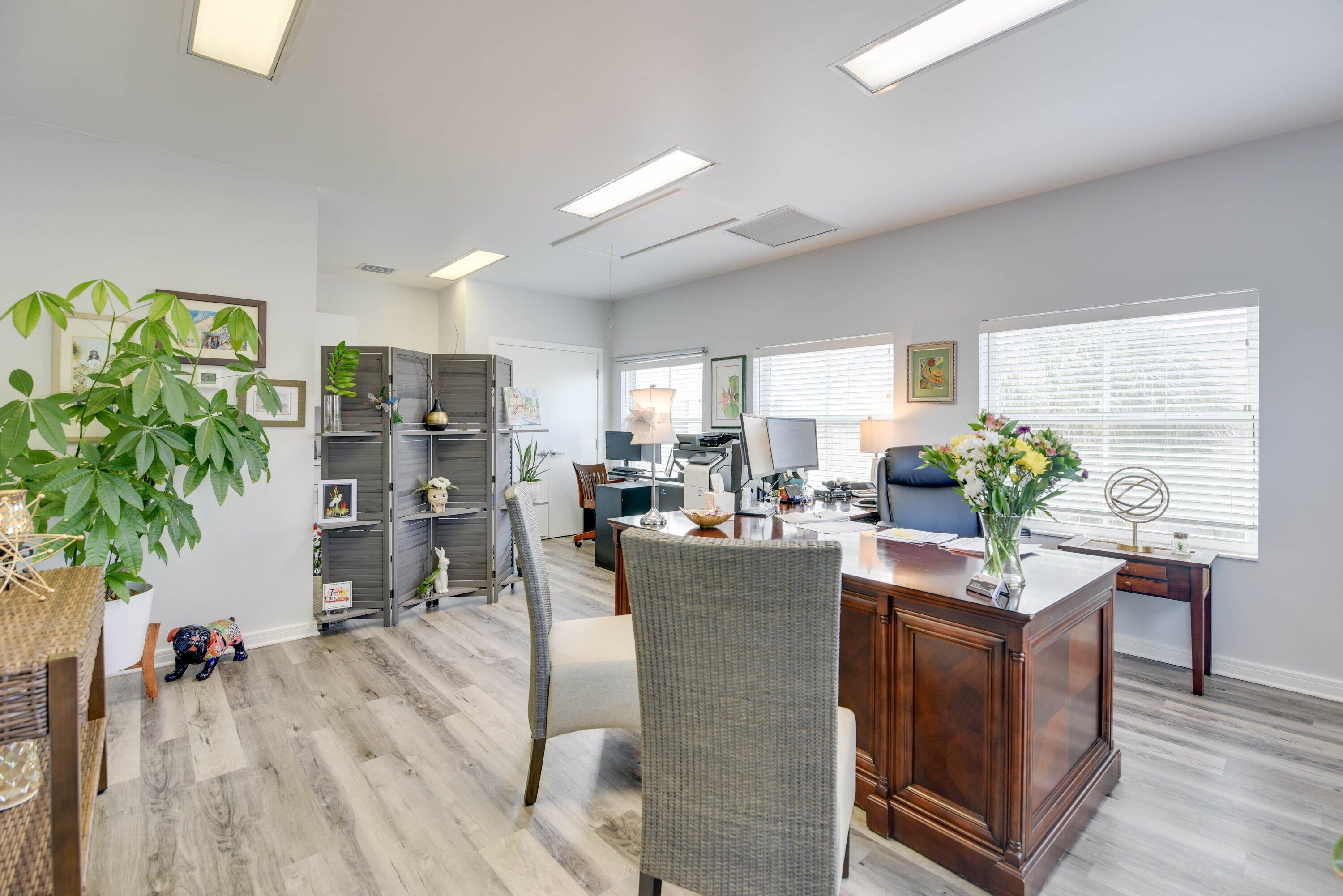 3152 Northside Drive, L Property Photo 6