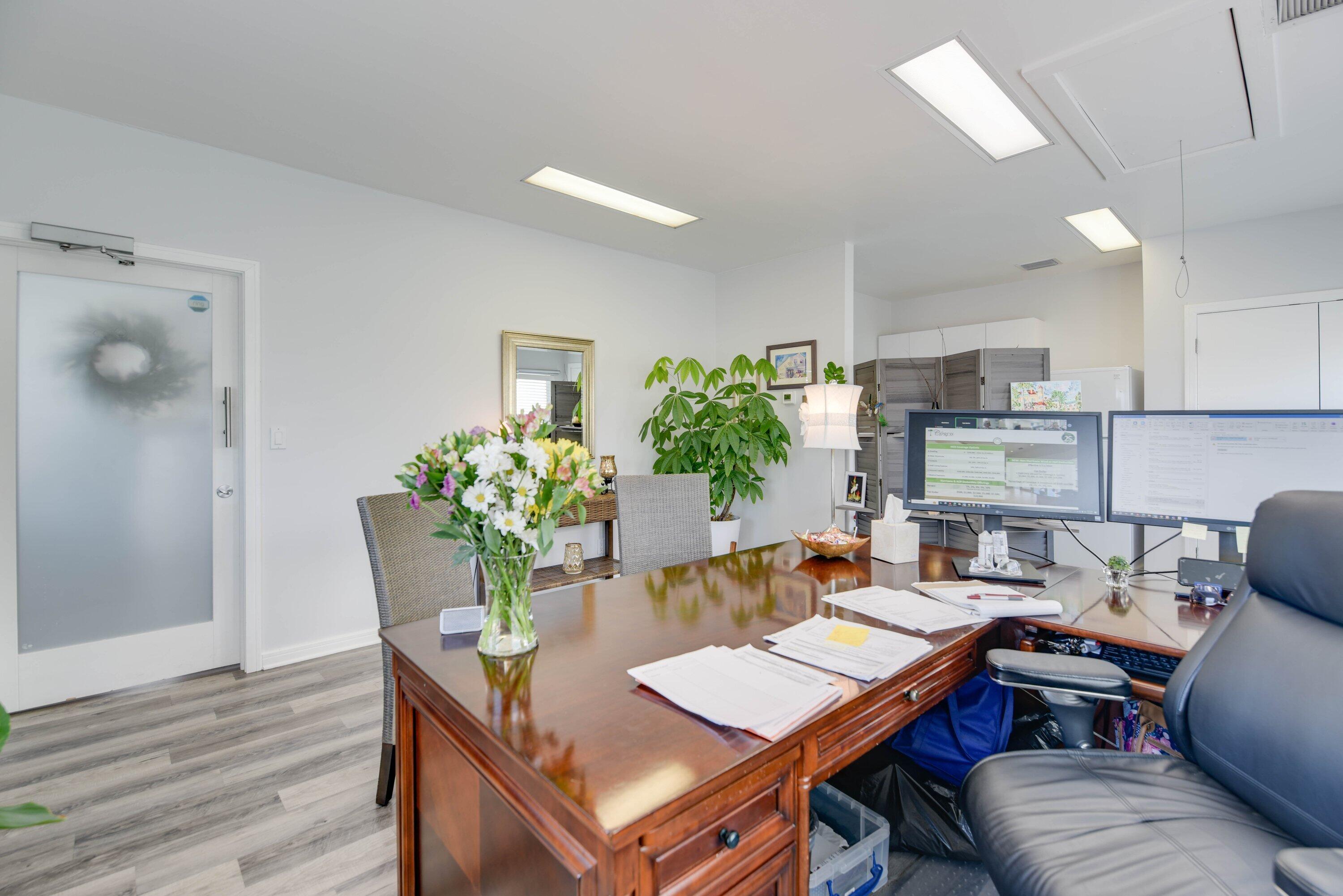 3152 Northside Drive, L Property Photo 7