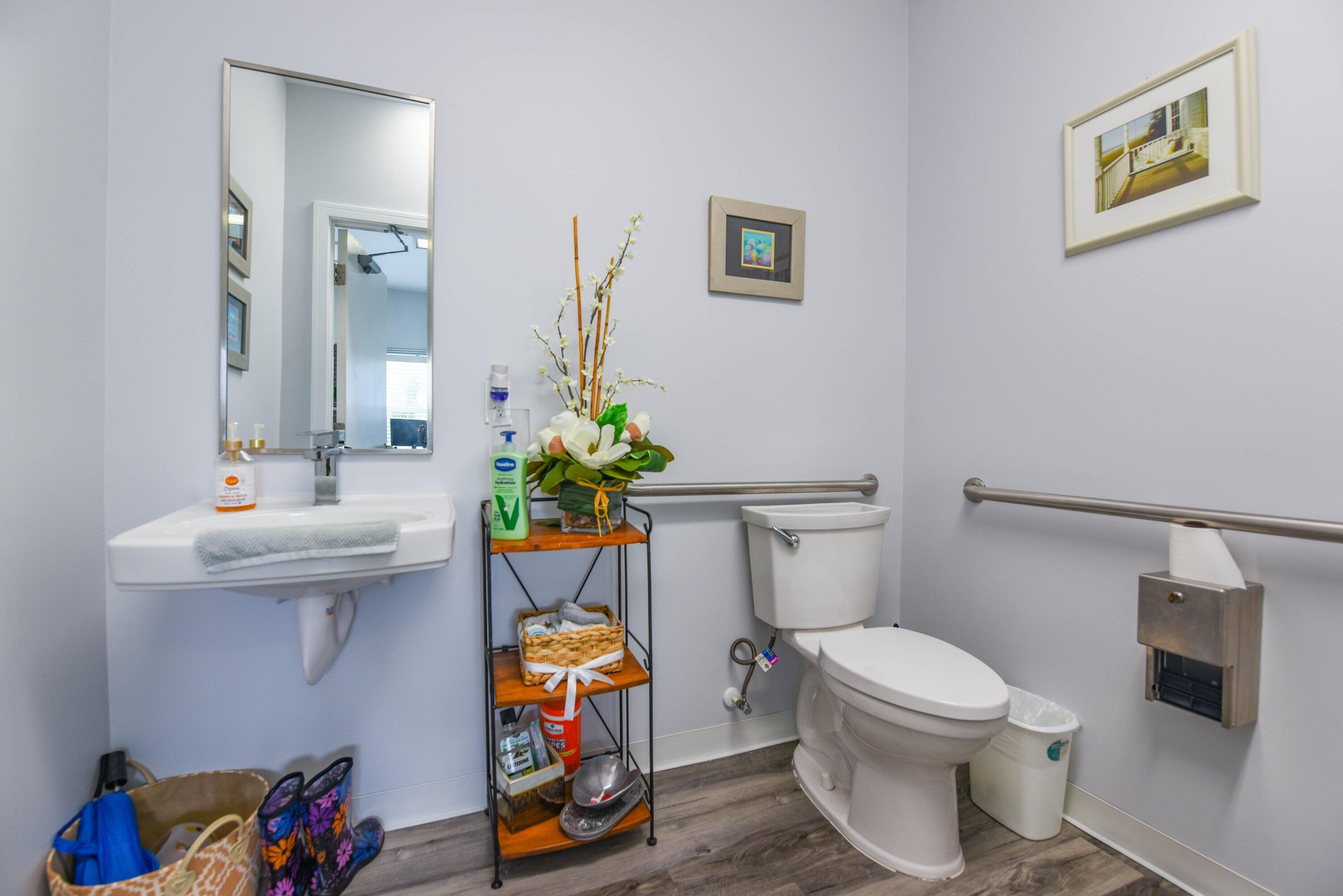 3152 Northside Drive, L Property Photo 10