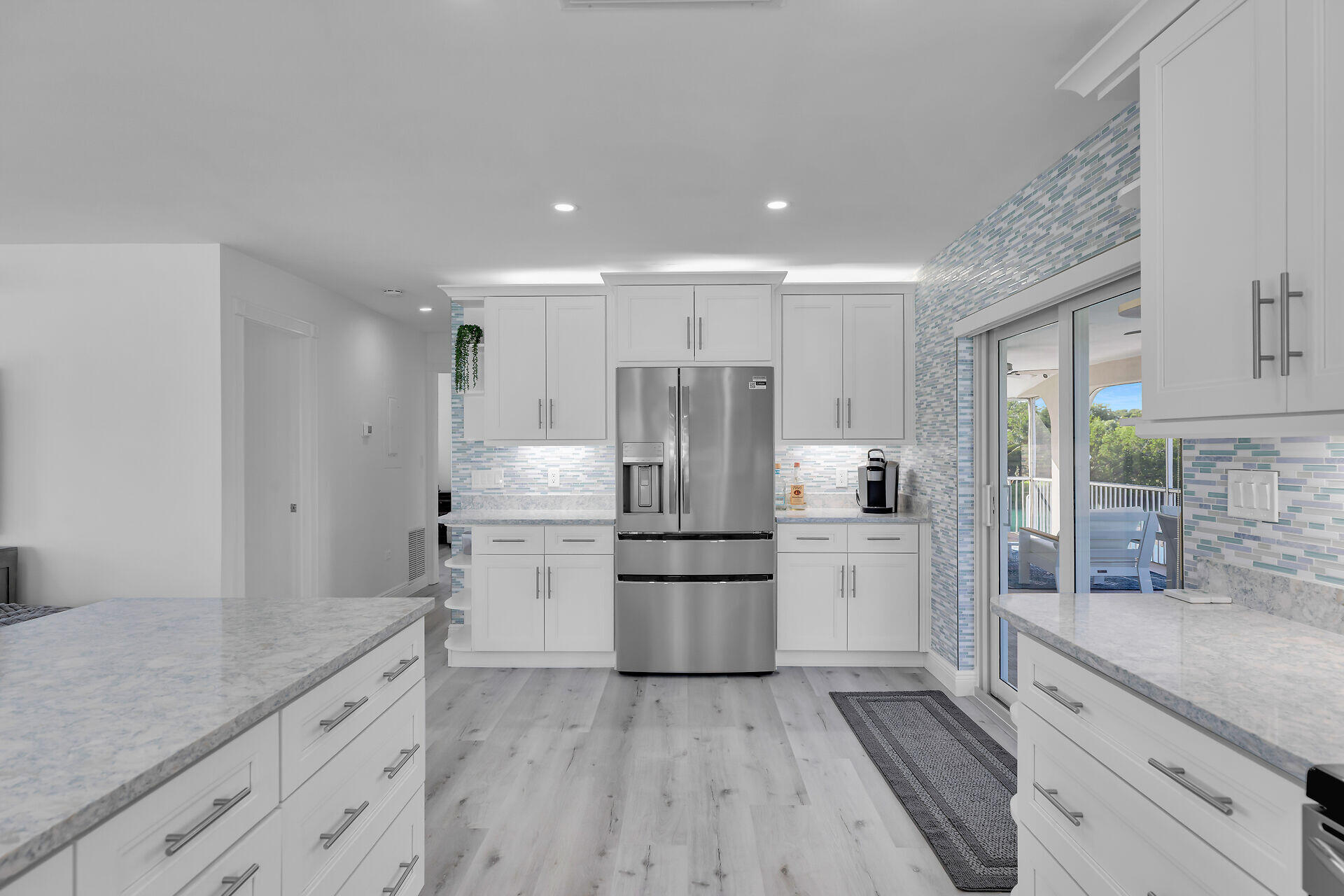 230 W Seaview Drive Property Photo 9