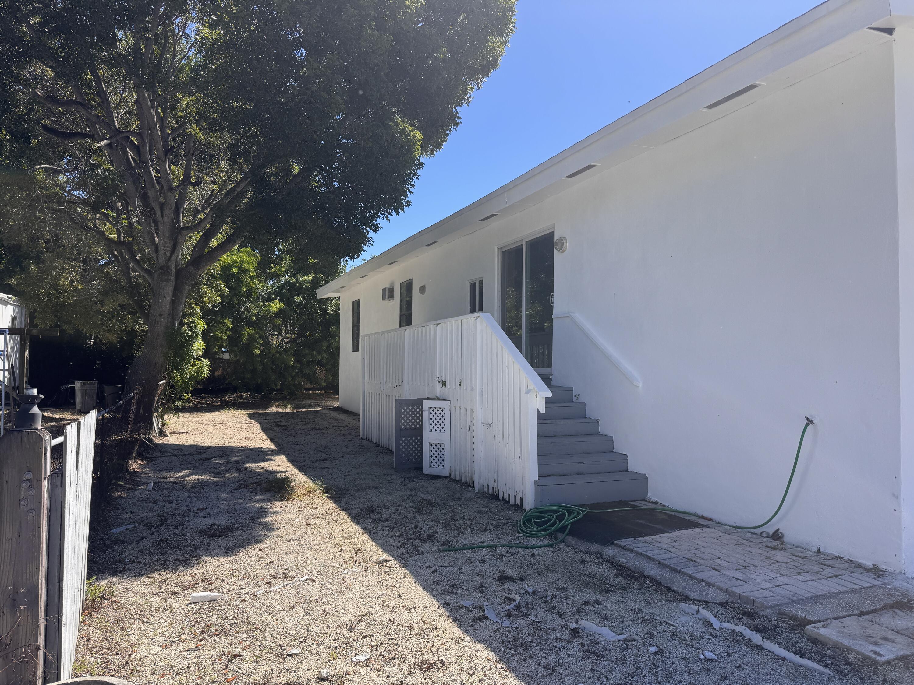 969 Plantation Rd Road Property Photo 1