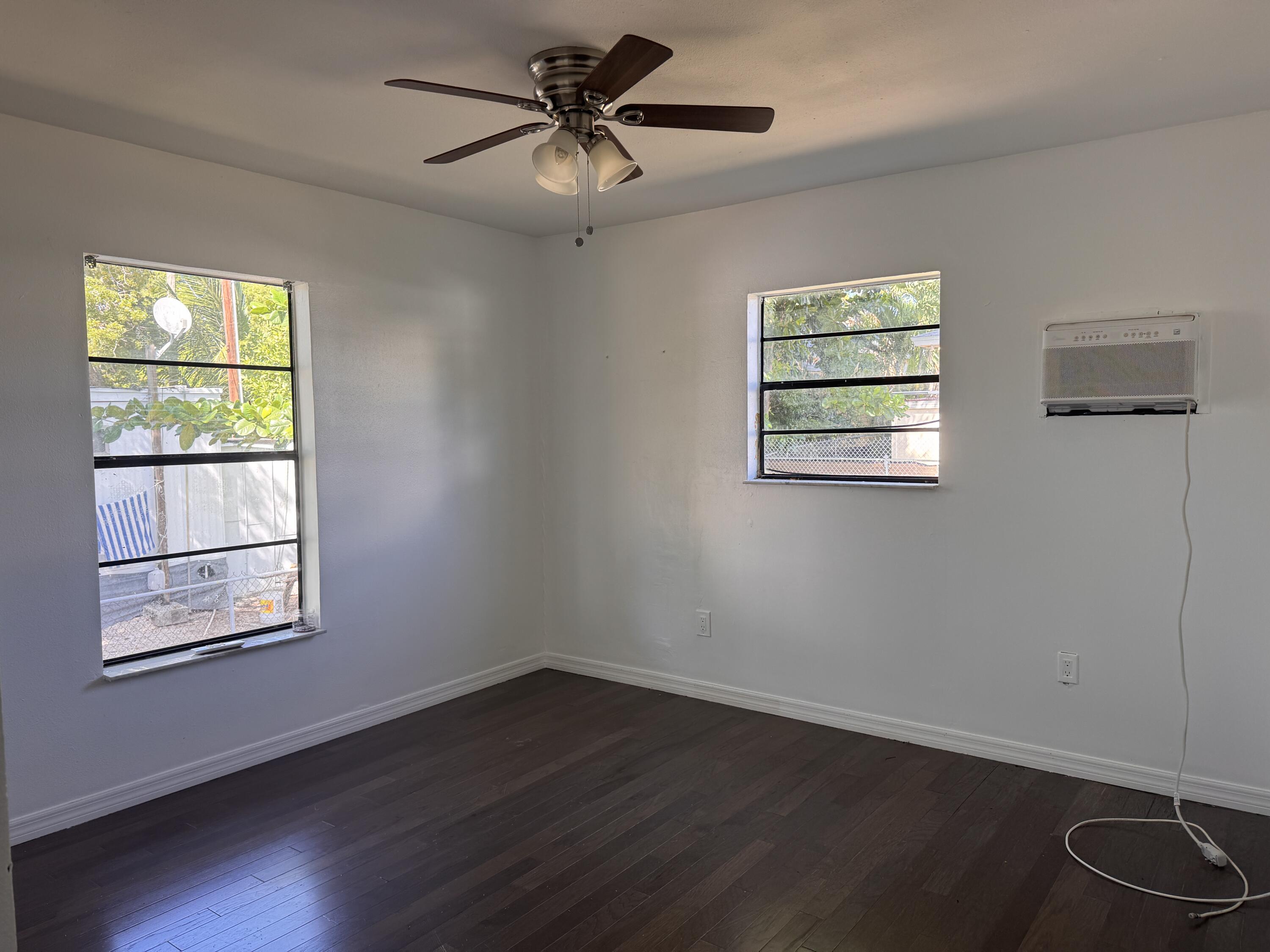 969 Plantation Rd Road Property Photo 11