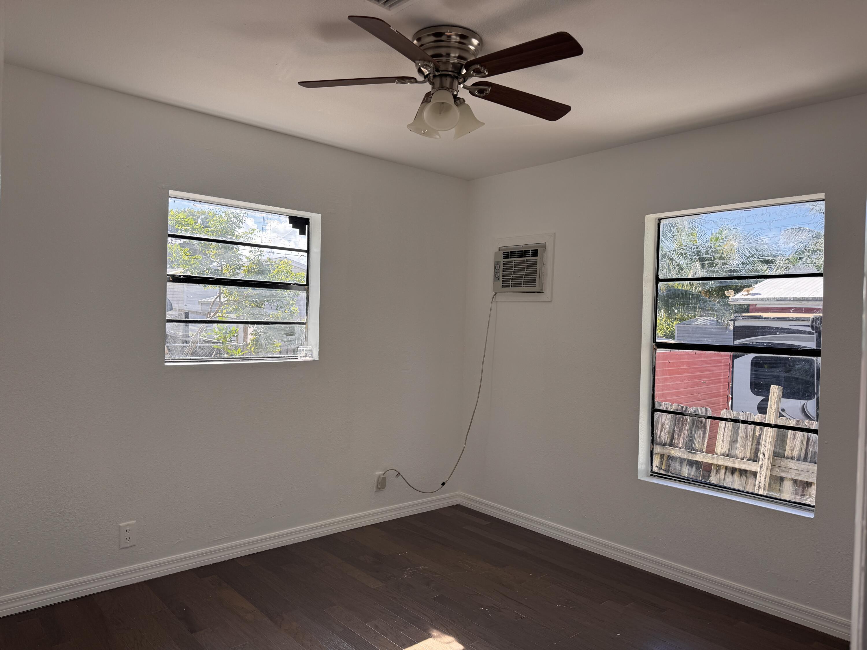 969 Plantation Rd Road Property Photo 13