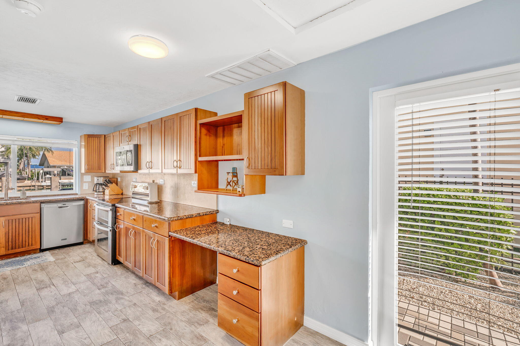 600 12th Street Property Photo 10