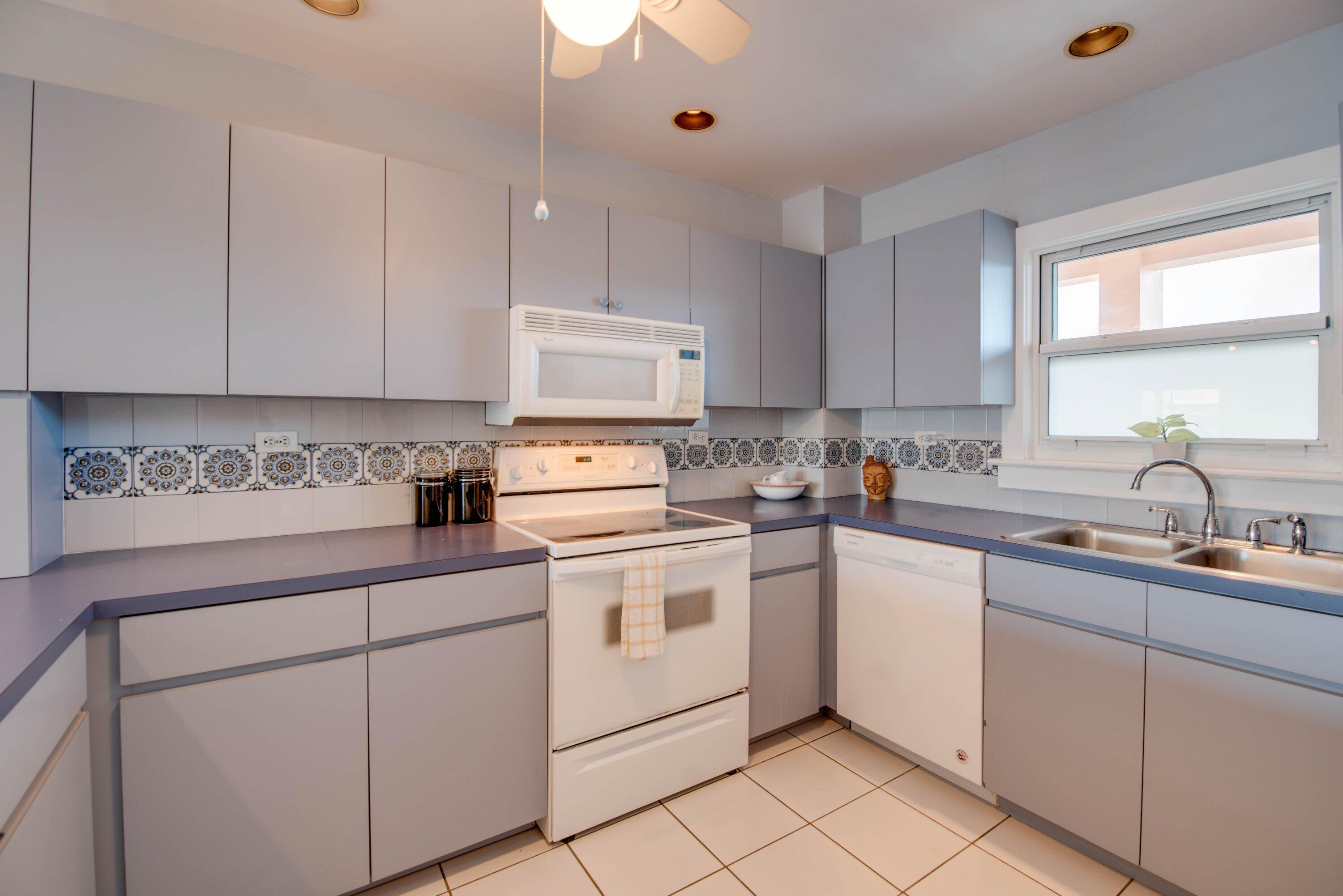 2601 S Roosevelt Boulevard 608b Property Photo 5