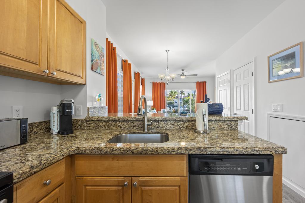 7032 Harbor Village Drive Property Photo 6