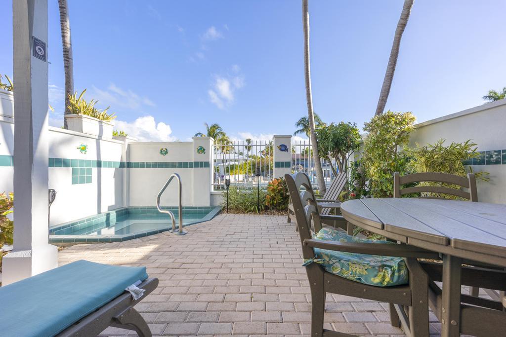 7032 Harbor Village Drive Property Photo 15