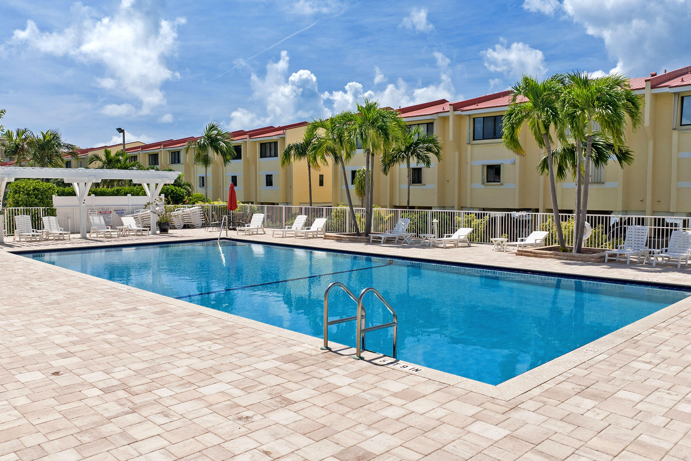88540 Overseas Highway 101 Property Photo 6