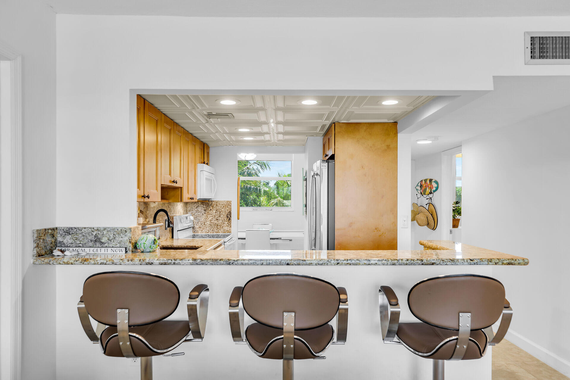 88540 Overseas Highway 101 Property Photo 16