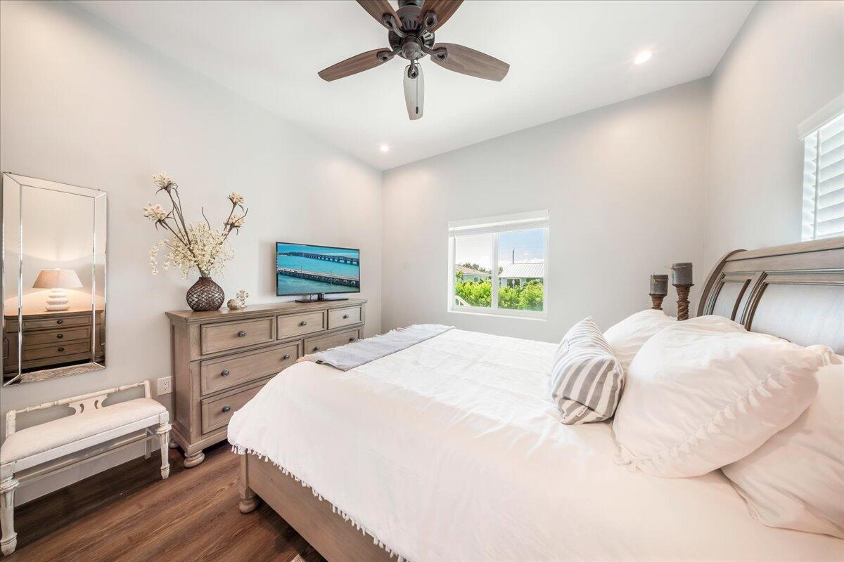 209 E Bruce Court Property Photo 24