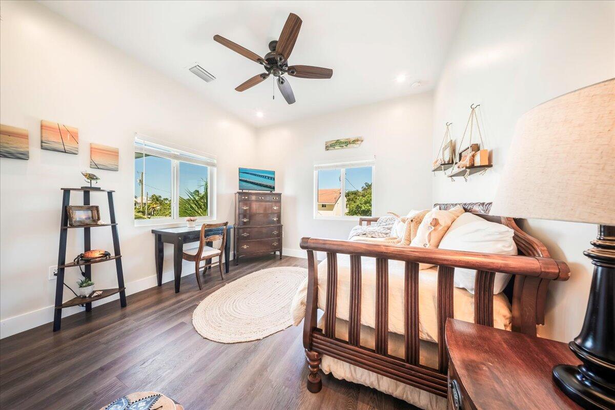 209 E Bruce Court Property Photo 27