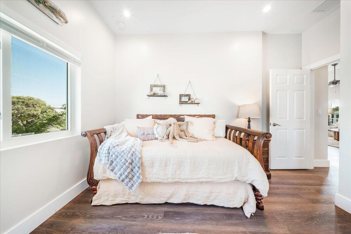 209 E Bruce Court Property Photo 30