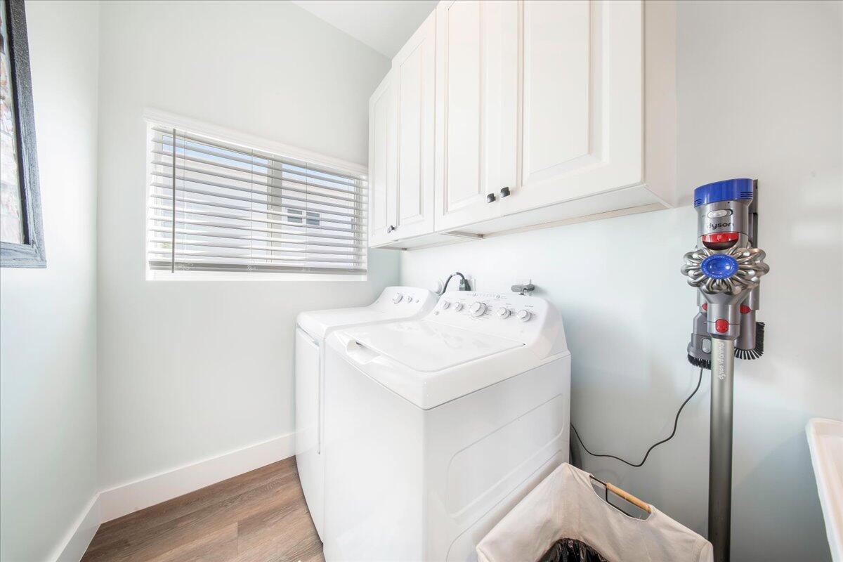 209 E Bruce Court Property Photo 33