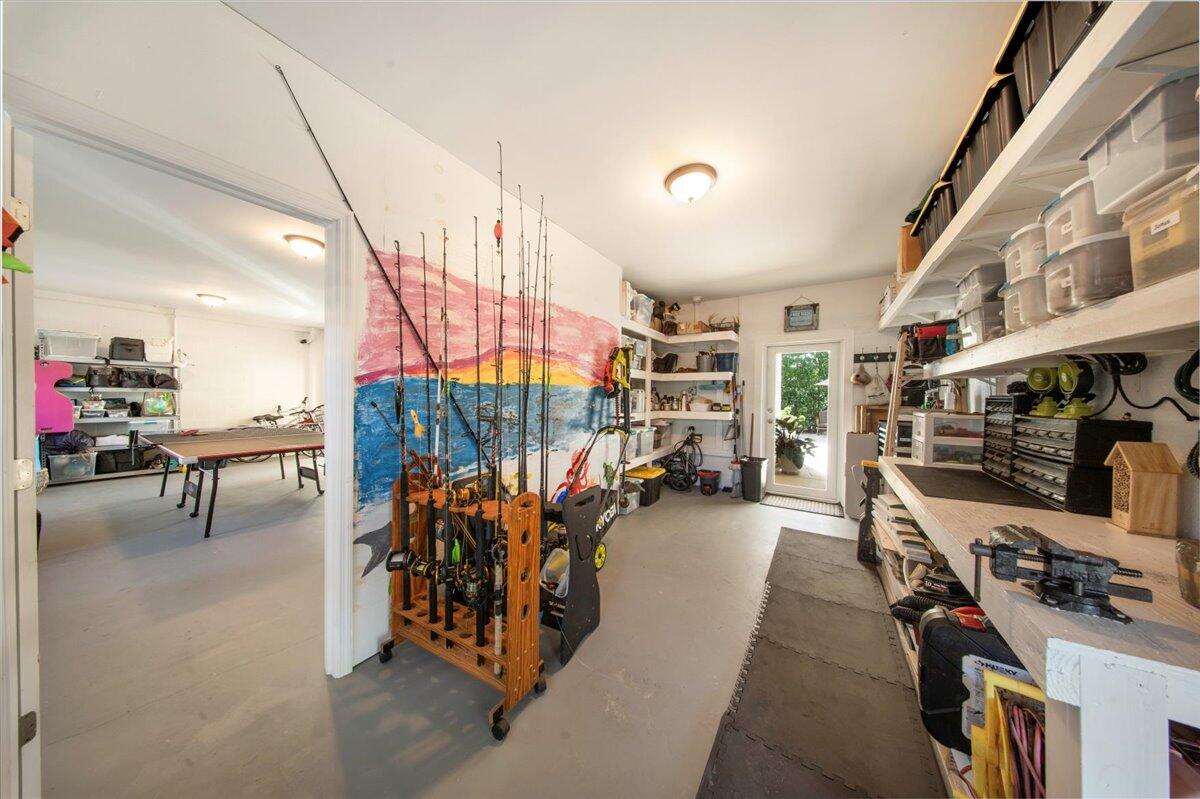 209 E Bruce Court Property Photo 48