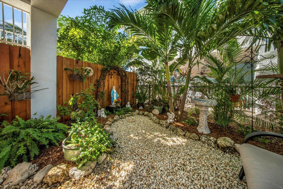 209 E Bruce Court Property Photo 51