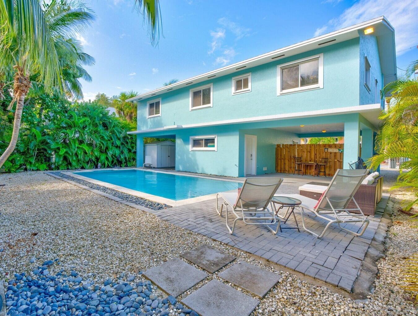 223 Treasure Harbor Drive Property Photo 2