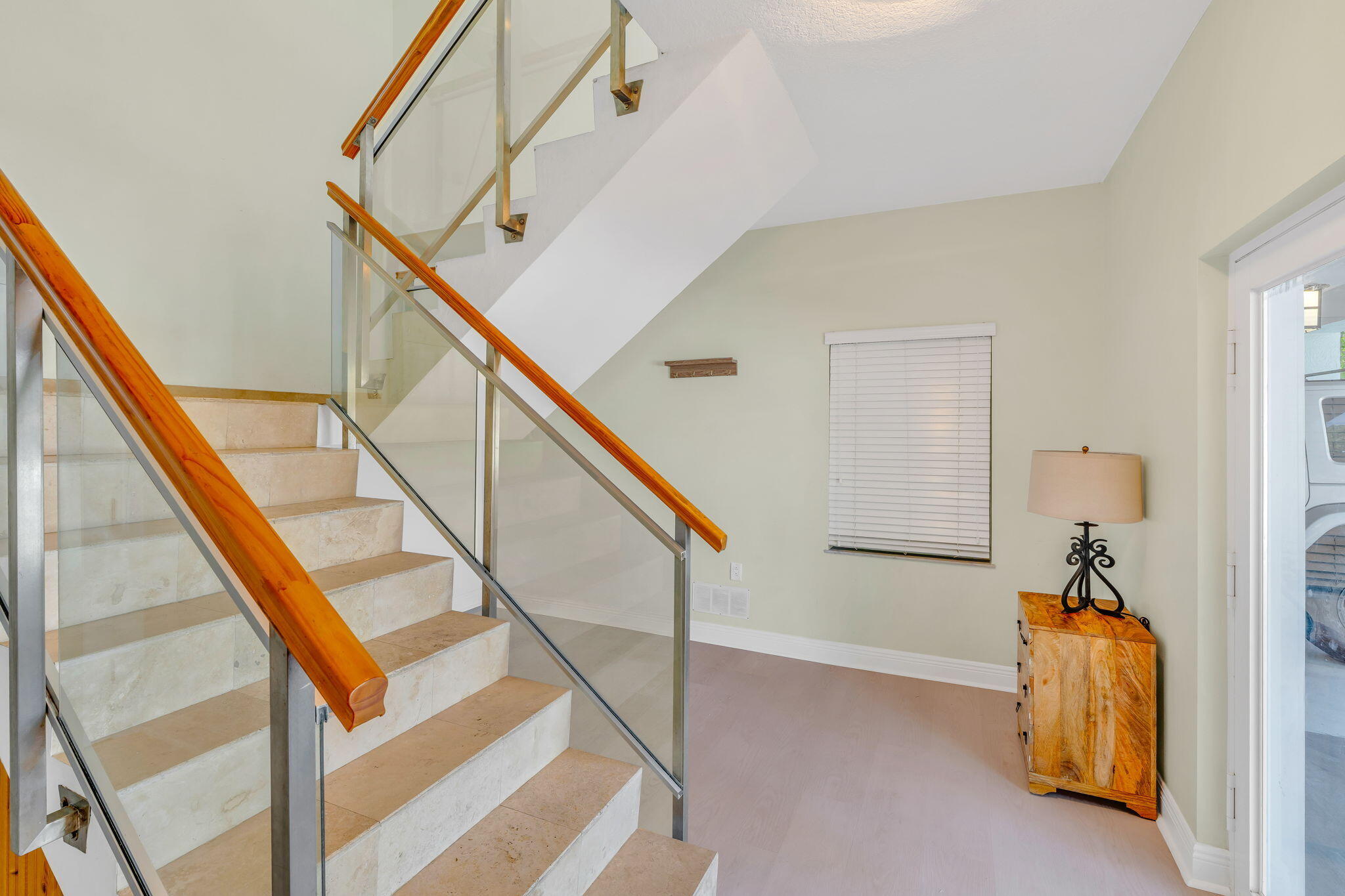 223 Treasure Harbor Drive Property Photo 5