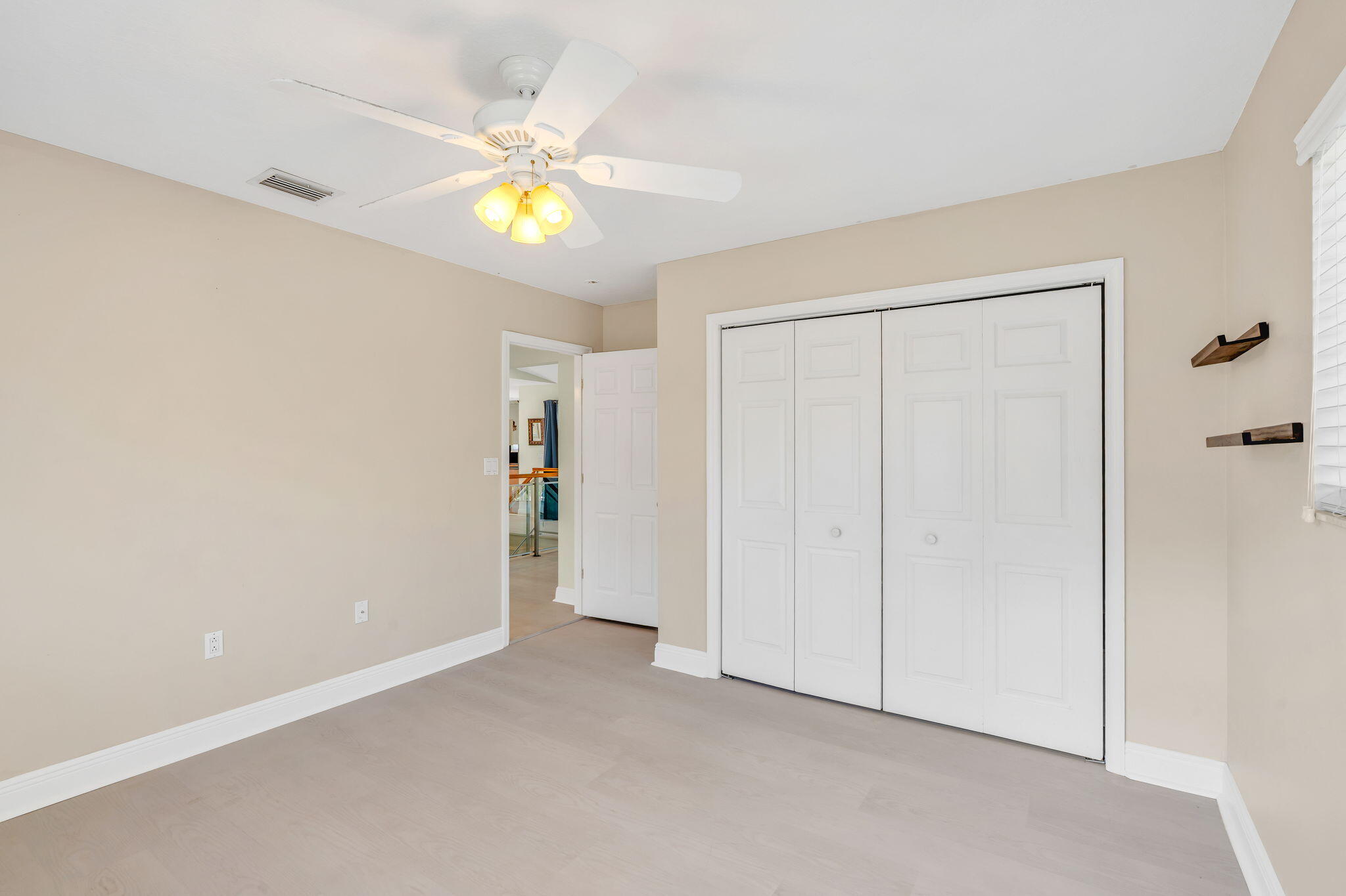 223 Treasure Harbor Drive Property Photo 22
