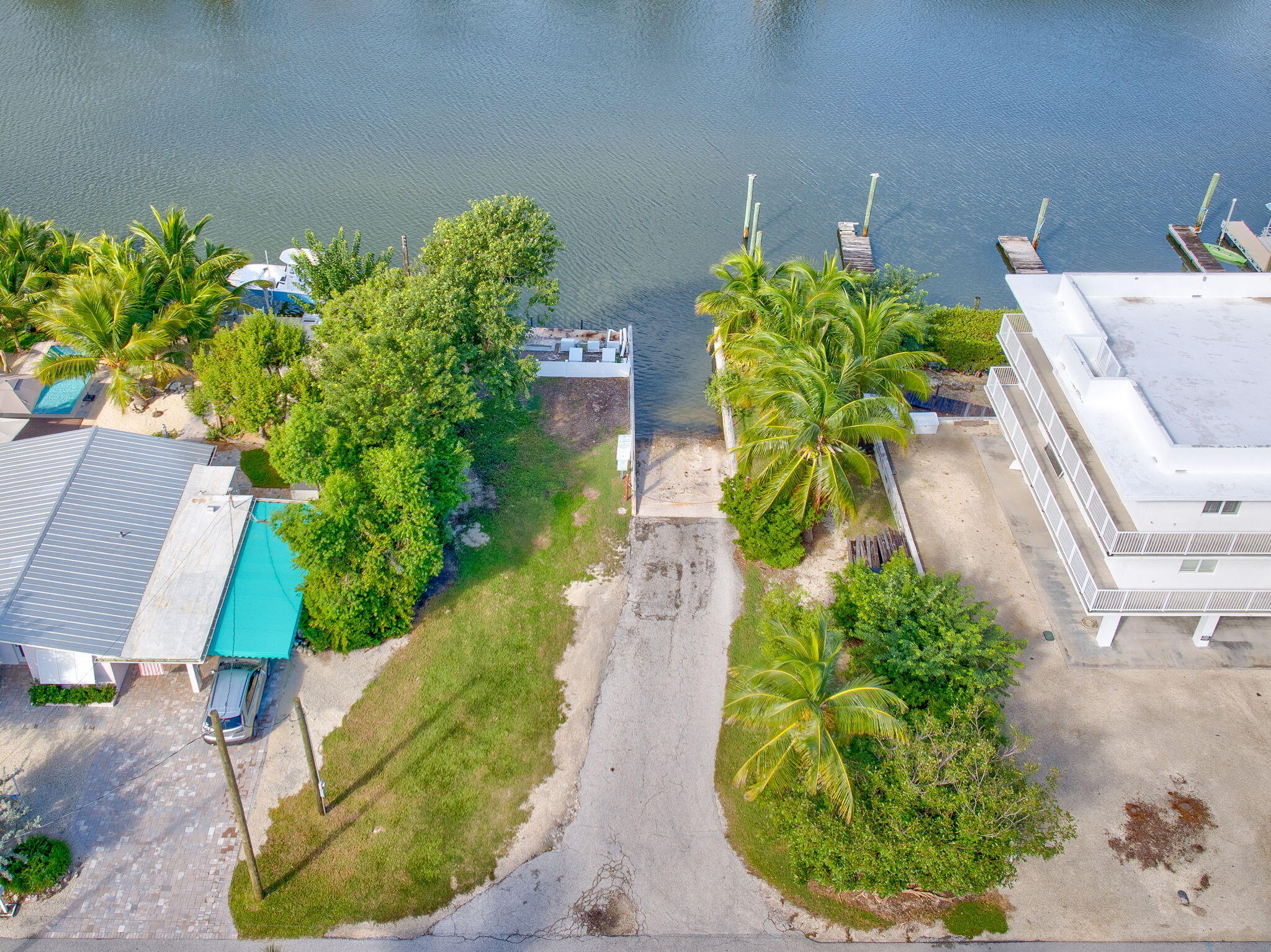 223 Treasure Harbor Drive Property Photo 45
