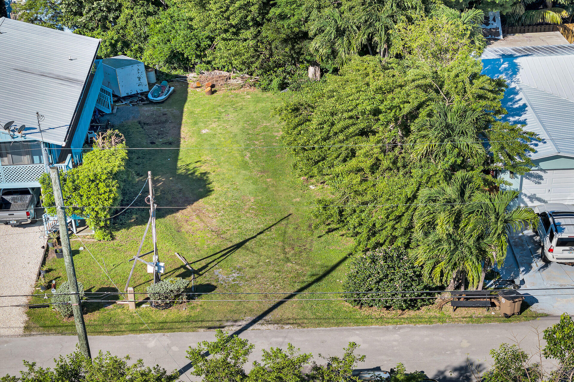 993 Gibraltar Road Property Photo 3