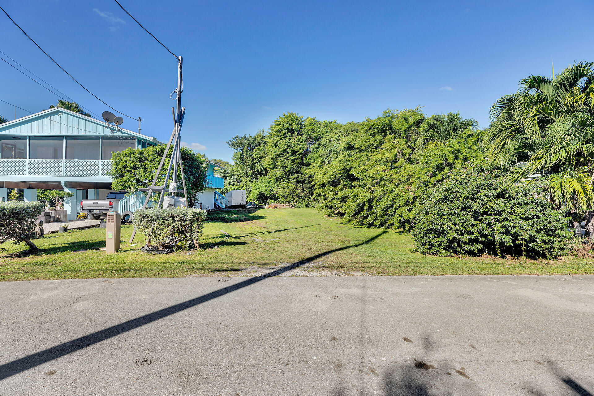 993 Gibraltar Road Property Photo 14
