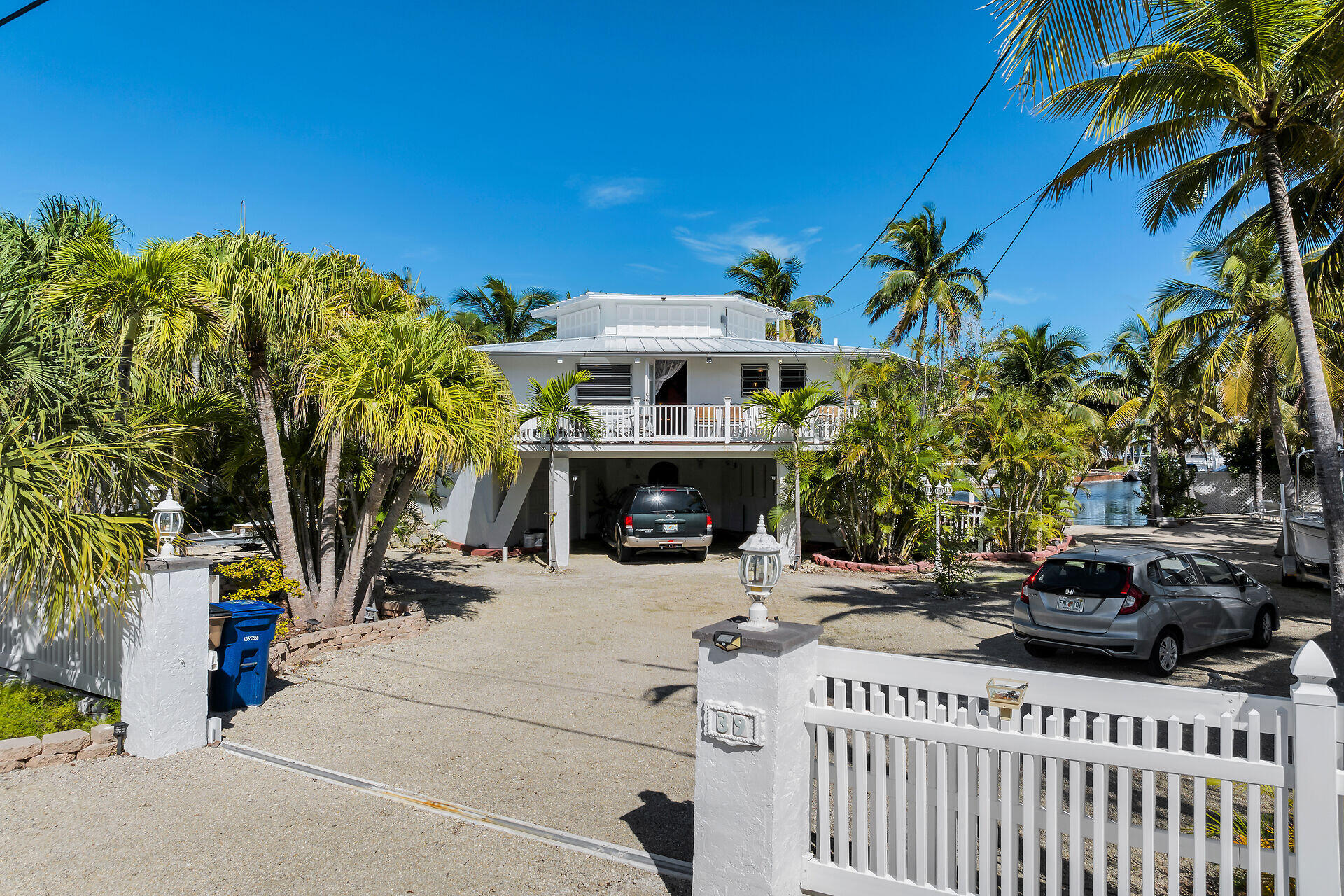 617068 Property Photo 3