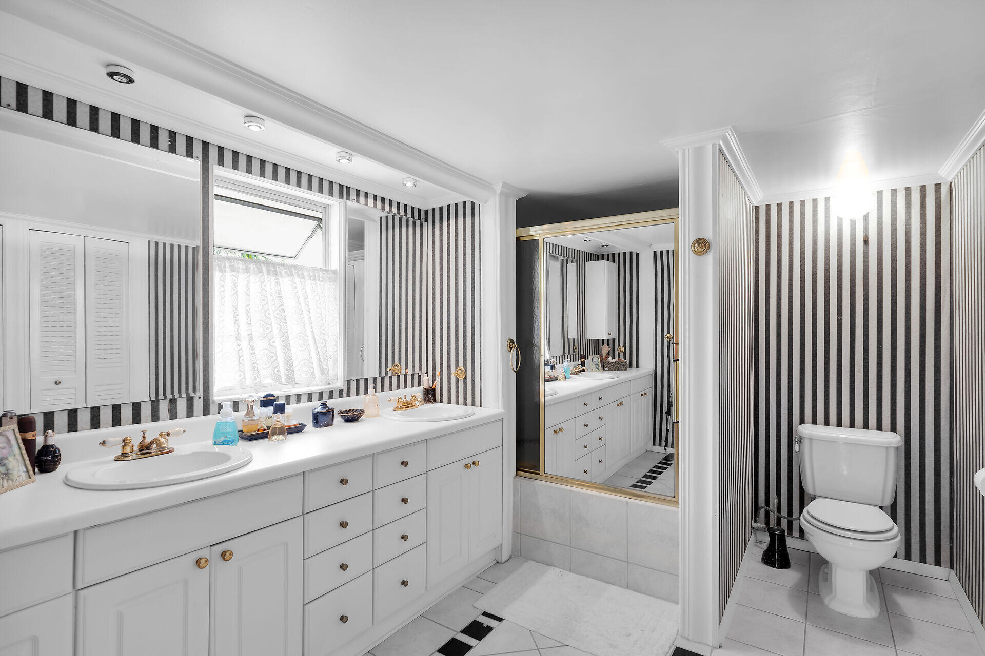 617068 Property Photo 65