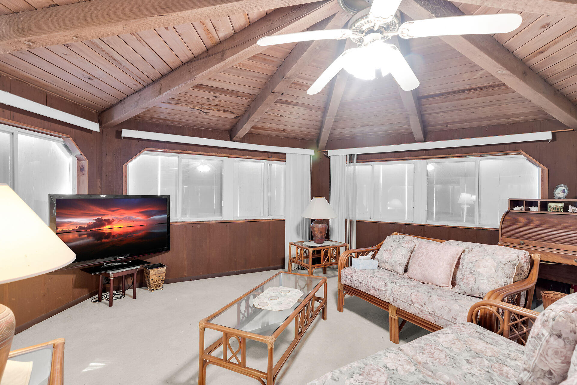 617068 Property Photo 71