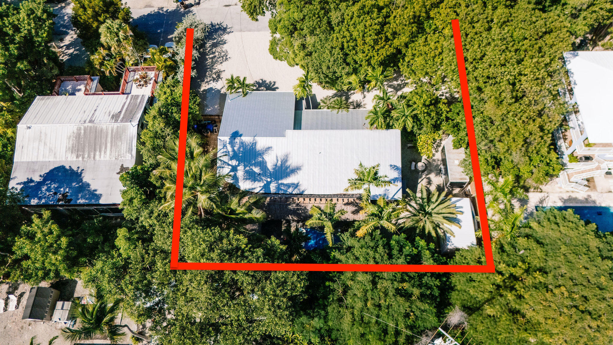 810 Madrid Road Property Photo 3