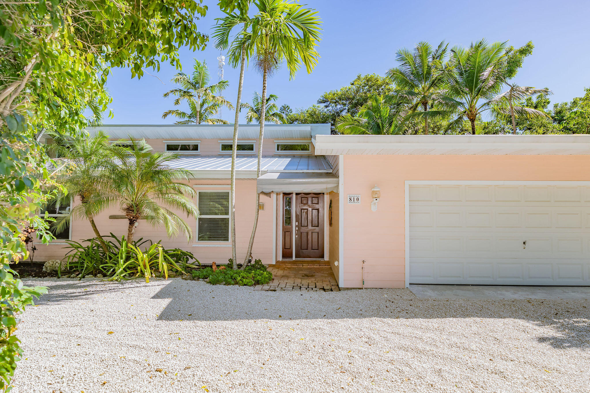 810 Madrid Road Property Photo 7